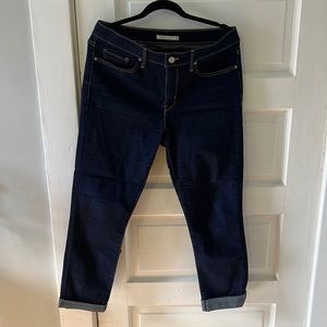 Women’s dark blue Levi’s